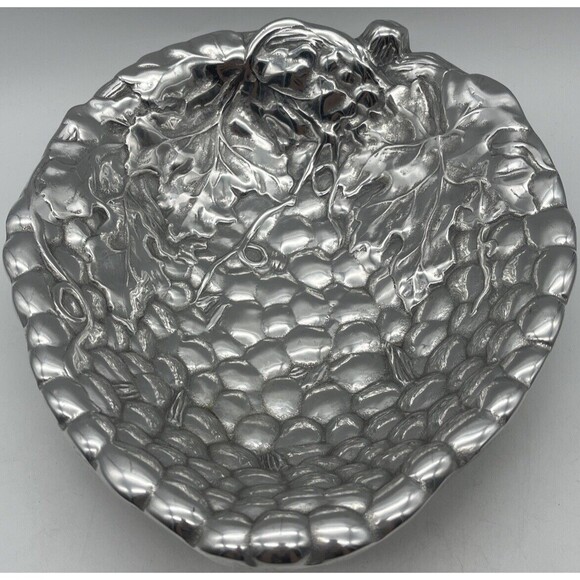 Vintage The Wilton Co. Pewter Grape Leaf Design Silver Trinket Bowl - Picture 1 of 5